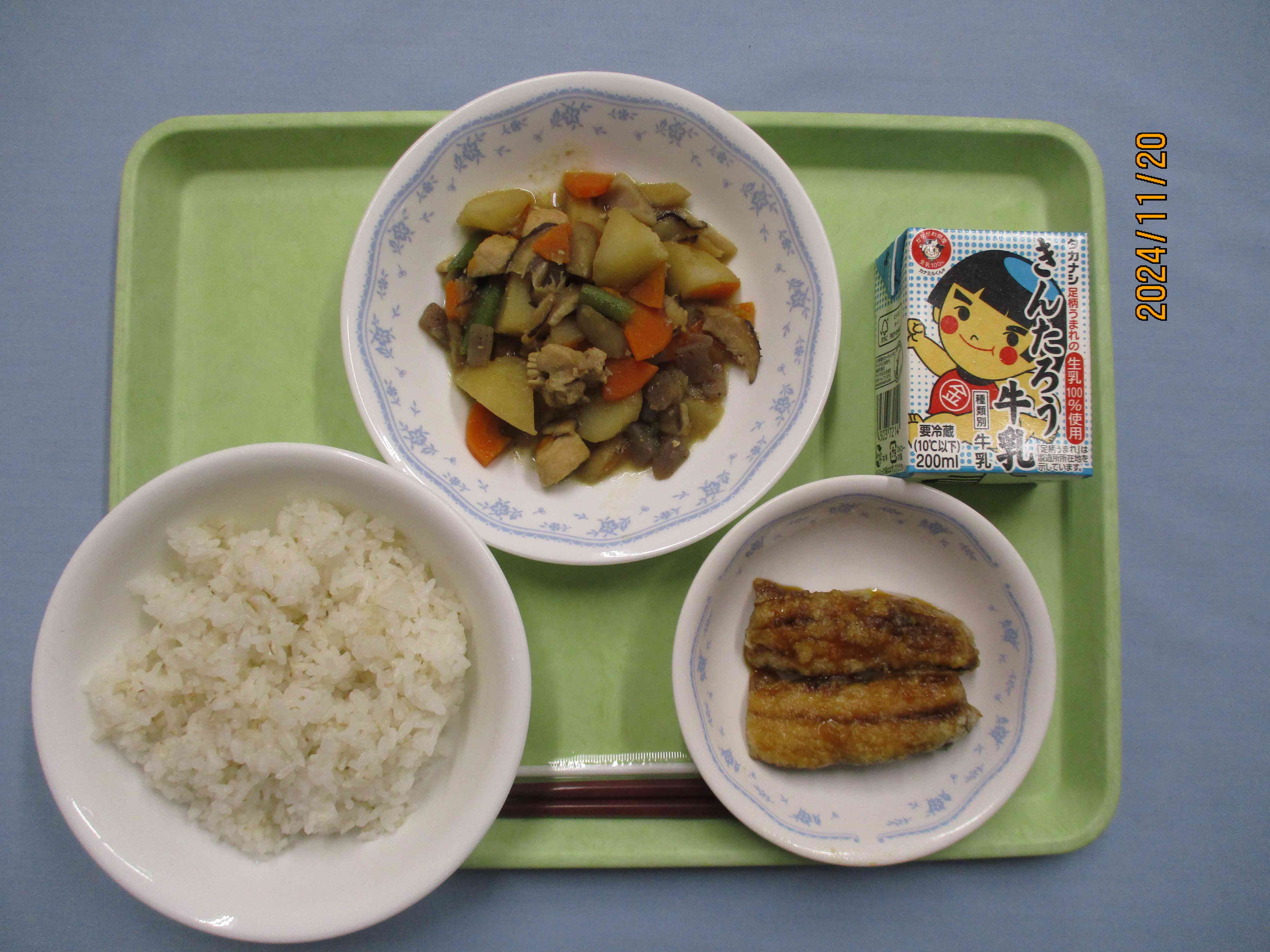 給食２.JPG